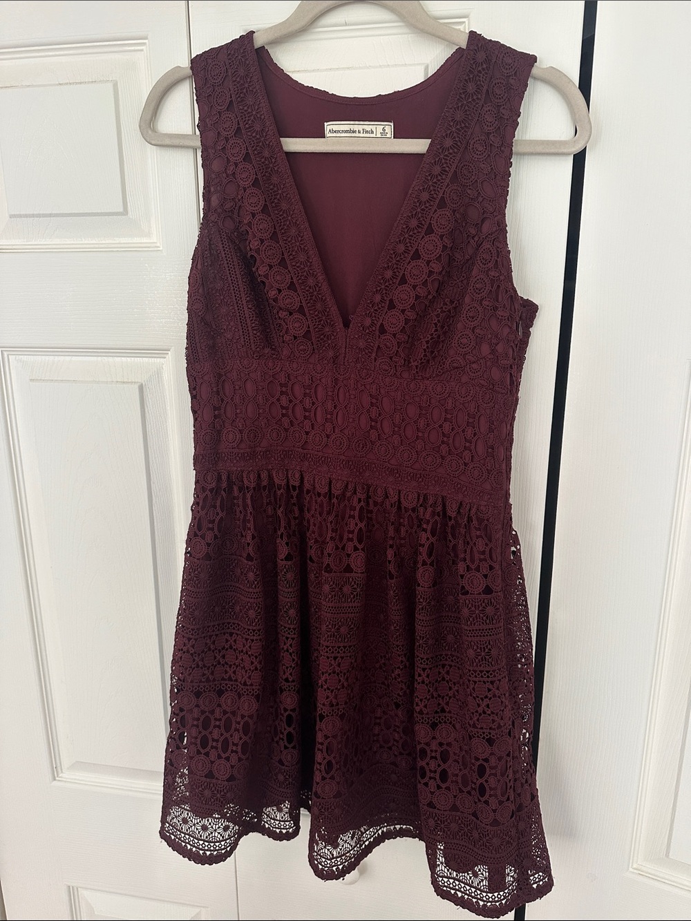Abercrombie & Fitch Deep V-Neck Lace Dress - Dark Brown